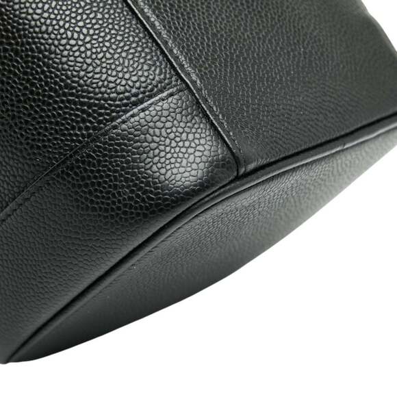 CHANEL Black Caviar Leather Logo Vanity Bag - Picture 6 of 12